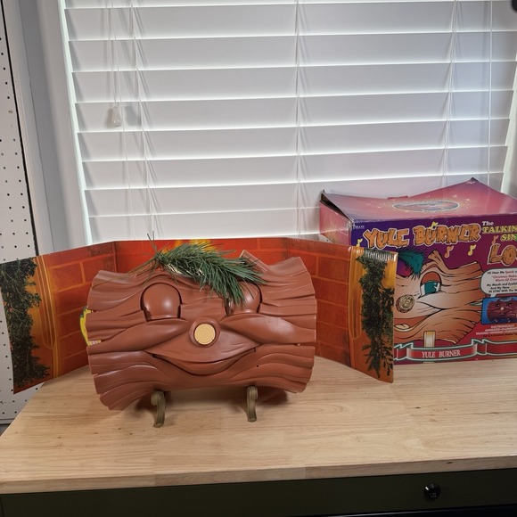 Telco Other - YULE BURNER THE TALKING SINGING LOG BY TELCO ANIMATED CHRISTMAS Box & Back Drop